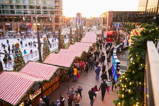 Read more about the article Euro Express Band plays Wrigleyville Christkindlmarket 11/19